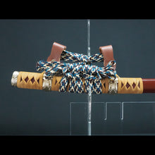 画像をギャラリービューアに読み込む, 朱呂塗鞘略太刀拵 金色唐草文総金具 太刀掛台付き