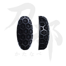 画像をギャラリービューアに読み込む, C-051-MBR3 真鍮地 蜂の巣図鐺 正面
