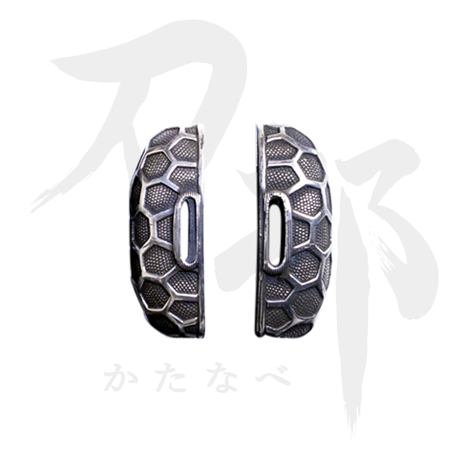銀地 蜂の巣図縁頭｜現代物金具の販売 刀部 かたなべ – 刀部