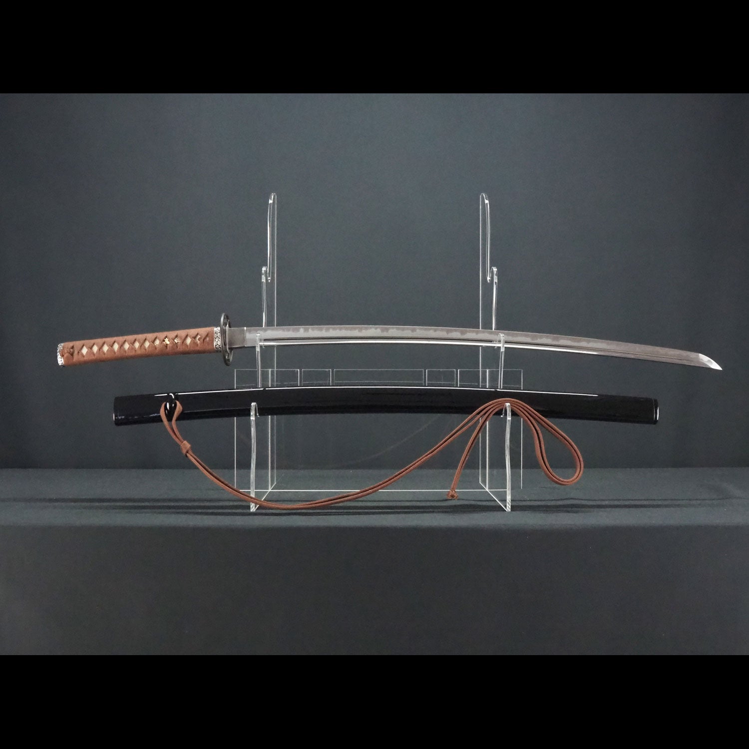 【本格居合刀】定寸 2尺3寸5分 柄長25cm 黒木綿巻 本格居合刀】定寸 2尺3寸5分 柄長25cm 黒木綿巻 専用